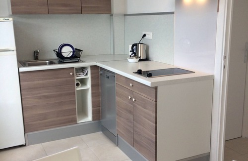 Liberation Apartment | APARTMENT WITH TERRACE LIBERATION DISTRICT