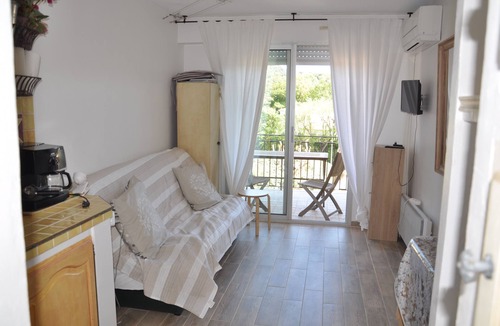 Saint-Tropez Apartment | apartments - 1 room - 2/3 persons