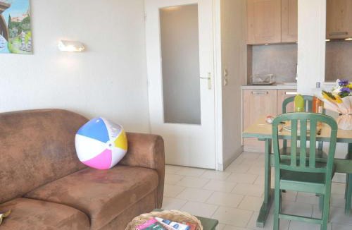 Frejus Plage Apartment | Appart cosy avec mezzanine, terrasse et parking à Fréjus - FR-1-226A-109