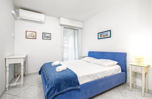 Menton Apartment | Appart lumineux et bien équipé en centre-ville