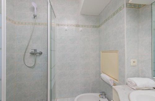 Menton Apartment | Appart lumineux et bien équipé en centre-ville