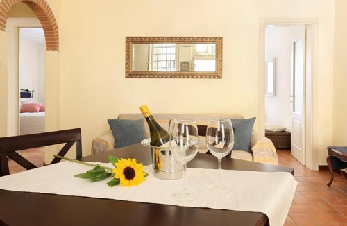 Lucca Historical Center Apartment | Appartamento corte campana