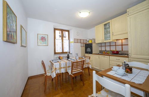 Torbole sul Garda Apartment | Appartamento Miorelli 1 - Flat for 6, Torbole sul Garda, Italy