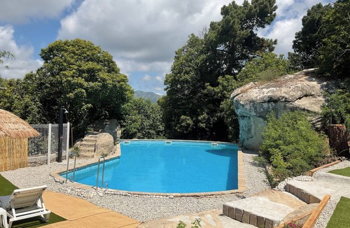 Berre-des-Alpes Apartment | Appartement 2 Pièces Avec Jardin Dans un Domaine de Châtaigneraie