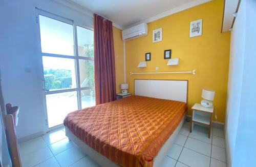 Cap Esterel Apartment | Appartement 3 Pièces avec Terrasse et Piscine à Saint-Raphaël - FR-1-504-683