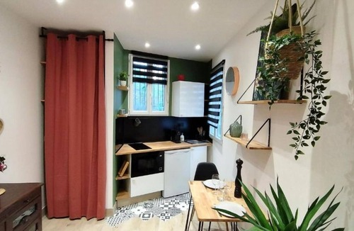 Saint-Roch Apartment | Appartement a 10mn du Port!