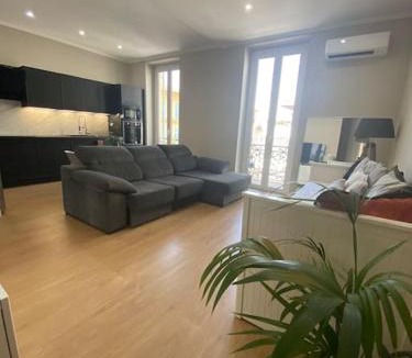 Liberation Apartment | Appartement au cœur de Nice avec climatisation