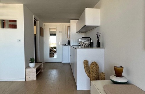 Port Grimaud Apartment | Appartement Avec Patio et vue Exceptionnelle sur les Canaux