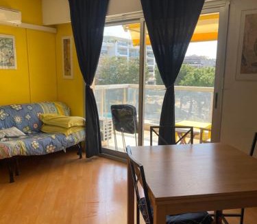 Cros-de-Cagnes Apartment | appartement bord de mer avec piscine