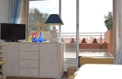 Cavalaire-sur-Mer Apartment | Appartement Cavalaire-sur-Mer, 1 pièce, 4 personnes - FR-1-226B-23