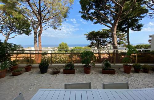 Bastide Giraud Apartment | Appartement charmant à Villeneuve-Loubet 55 m² avec vue mer