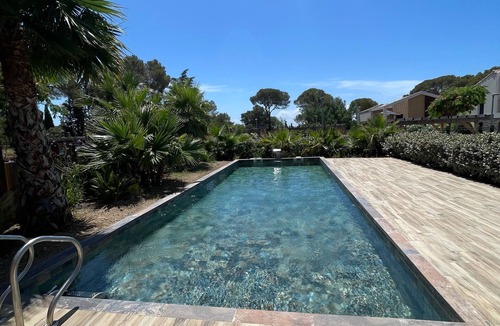 La Croix-Valmer Apartment | Appartement Dans Résidence Avec Piscine, à 300m de la Plage du Débarquement