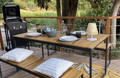 Grimaud House | Appartement de Charme Neuf, en Pleine Nature Avec Piscine Privative Chauffée