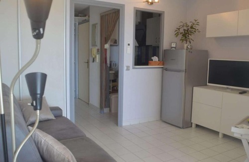 Frejus Plage Apartment | Appartement Fréjus, 1 pièce, 4 personnes - FR-1-226A-345
