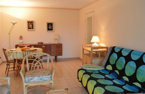 Frejus Plage Apartment | Appartement Fréjus, 2 pièces, 4 personnes - FR-1-226A-15