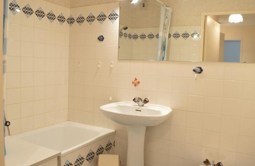 Frejus Plage Apartment | Appartement Fréjus, 2 pièces, 4 personnes - FR-1-226A-15