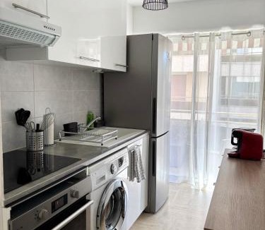 Sainte-Maxime Apartment | Appartement proche de la plage et du centre ville