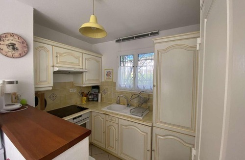 Sainte-Maxime Apartment | Appartement Sainte-Maxime, 2 pièces, 4 personnes - FR-1-226-441