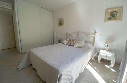 Sainte-Maxime Apartment | Appartement Sainte-Maxime, 2 pièces, 4 personnes - FR-1-226-441