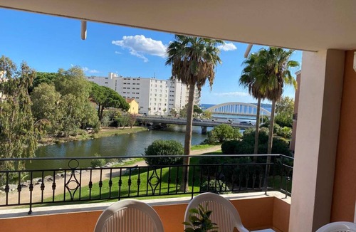 Sainte-Maxime City Centre Apartment | Appartement T3 Terrasse, vue mer et Piscine