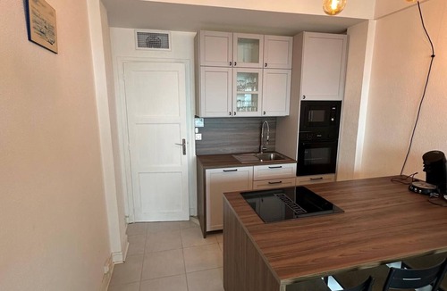 Theoule-sur-Mer Apartment | Appartement VUE SUR LA Baie DE Cannes