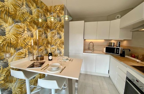 Saint-Tropez Apartment | Appt Standing StTropez terrasse Piscine Parking
