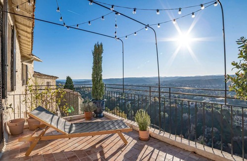 Saint-Paul-de-Vence Apartment | Apt Chagall – In the heart of Saint-Paul de Vence