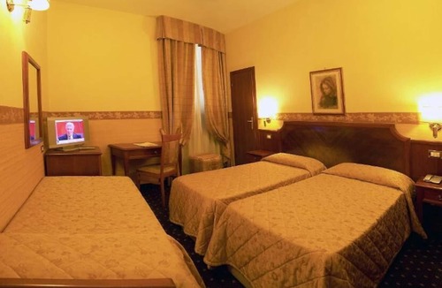 Sant' Ambrogio Hotel | Arizona Hotel