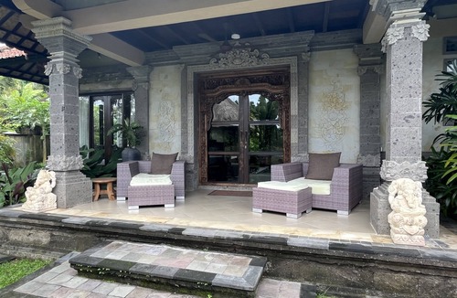 Penestanan House | Artisan-Built Home in Garden Oasis