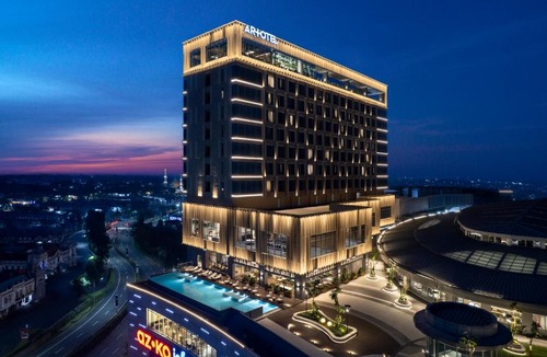 Gunung Putri Hotel | ARTOTEL Living World Kota Wisata