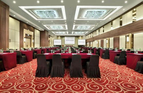 Cipaganti Hotel | Aston Tropicana Hotel Bandung