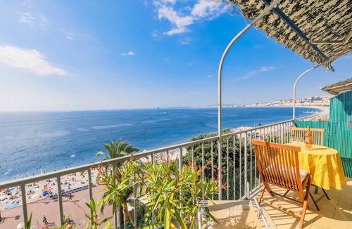 Old Town Apartment | AU BEAU RIVAGE AP2049 by RIVIERA HOLIDAY HOMES