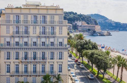 Old Town Apartment | AU BEAU RIVAGE AP2049 by RIVIERA HOLIDAY HOMES