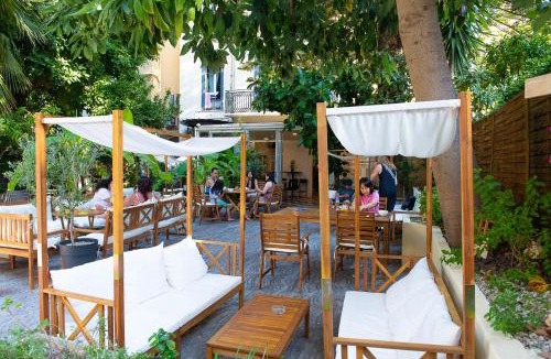 Jean-Medecin Hostel | Auberge de Jeunesse HI Nice Les Camélias