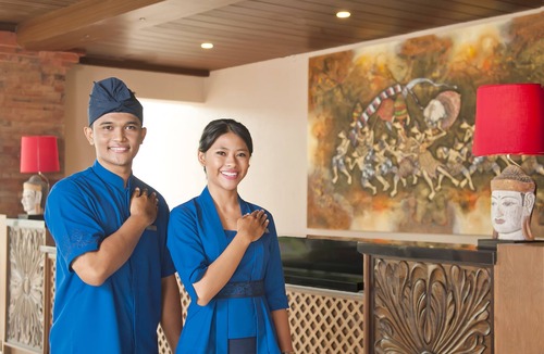 Batu Bolong Hotel | AUM Canggu Beach Resort with Rooftop Swimming Pool, Stunning Location
