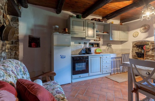 Comano Apartment | Awesome apartment in Comano -MS-