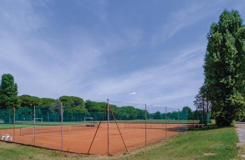 Aquileia House | Awesome home in Belvedere di Aquileia with outdoor swimming pool