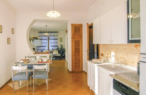 Capanne-Prato-Cinquale House | Awesome home in Montignoso -MS-