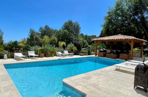 Le Rouret Bed & Breakfast | B&B Villa Ganesh
