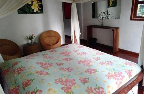 Tuk Tuk House | Bagus Bay Homestay