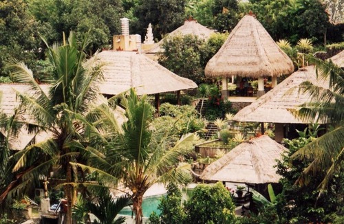 Sukawati House | Balinese Style Superior Room in Sukawati Gianyar, Lush Garden in the Property