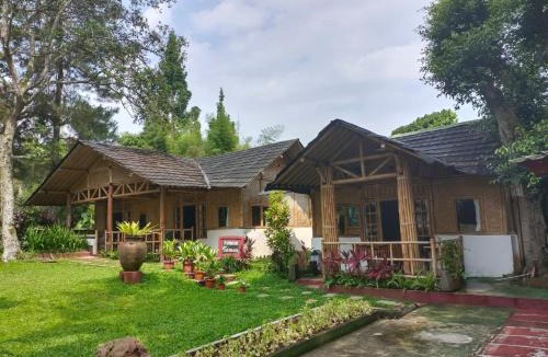 Pancawati Hotel | Bamboo Sanctuary Pancawati Resort Bogor