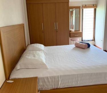Banda Aceh House | Banda Aceh Batoh Homestay - private - fits up to 8 persons