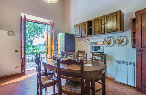 San Casciano in Val di Pesa House | Beautiful private villa for 9 people with hot tub, WIFI, TV, patio and panoramic view