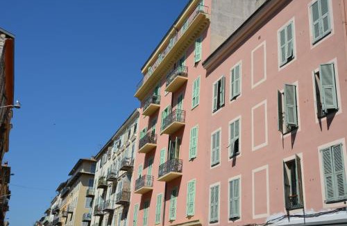 Quartier du Port Apartment | Be our Guests in Nice Port Bonaparte