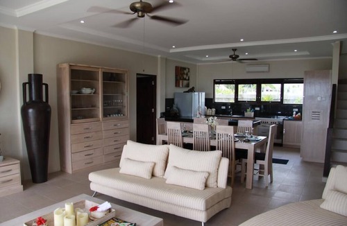 Sawan Villa | Beach hotel in North Bali