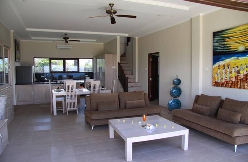 Sawan Villa | Beach hotel in North Bali