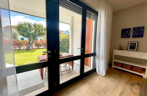 Porto Santa Margherita Villa | Beachside villa with private garden