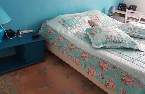 Saint-Andre-de-la-Roche Apartment | beautiful sunny apartment not far from amenities: bakery; pharmacy; mede