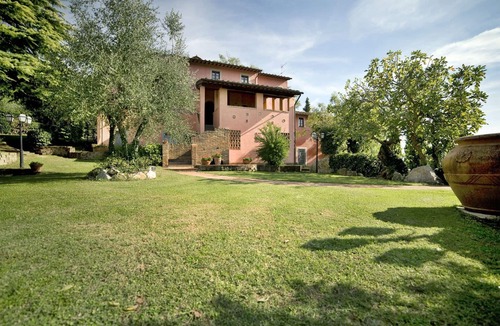 Montopoli in Val d'Arno Villa | Beautiful private villa for 9 people with private pool, A/C, WIFI, veranda and panoramic view